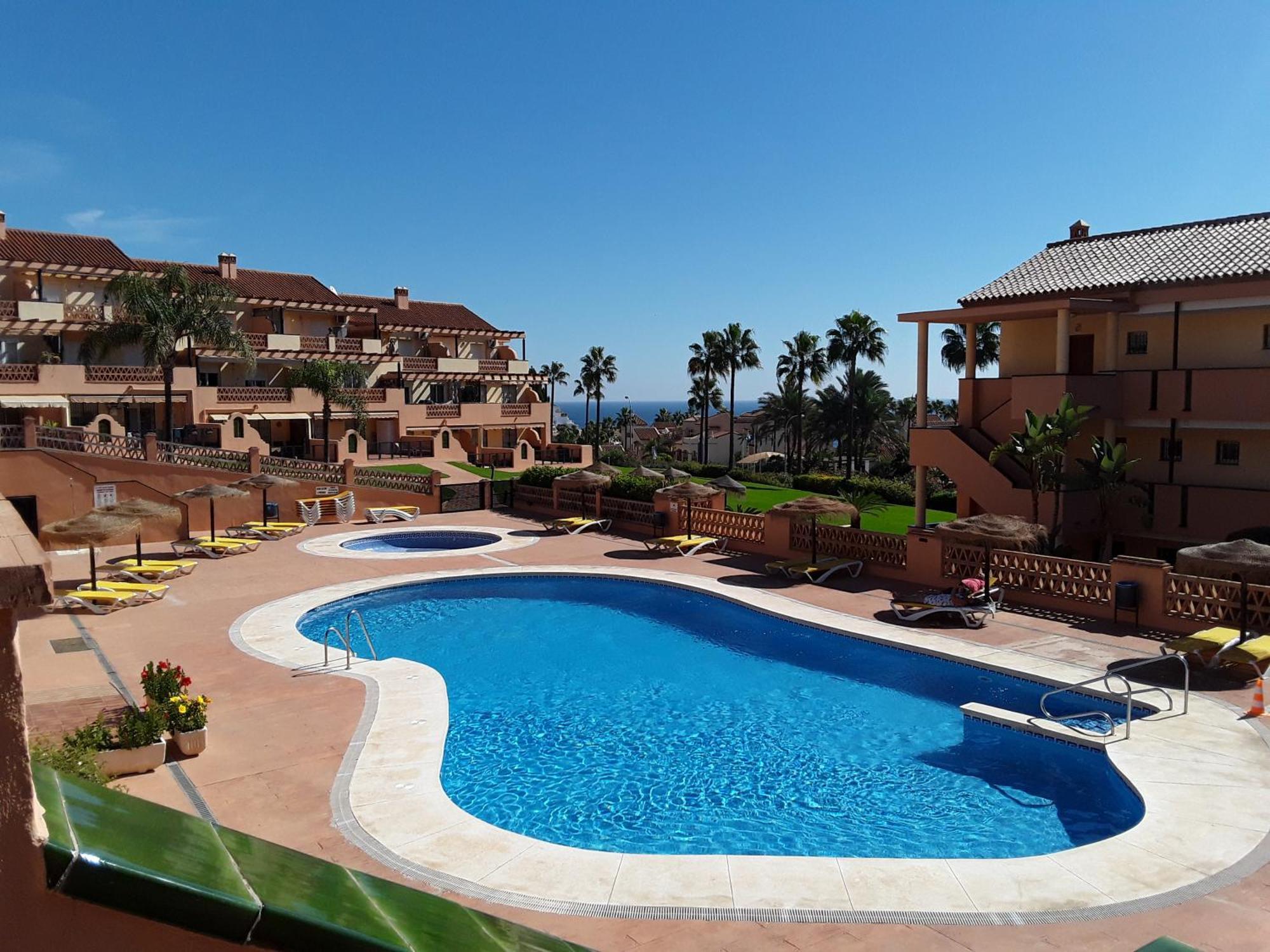 Whydhand Resorts Apartments ,Pools And Lovely Terrace Fuengirola Extérieur photo